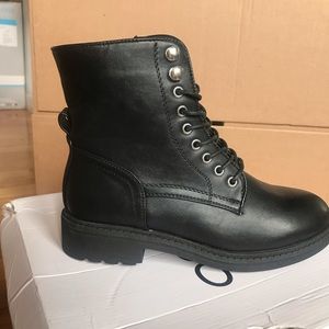 Aldo Fyri Boots NEW!! Size 6.5